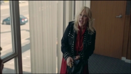 High Desert - Season 01 Episode 07